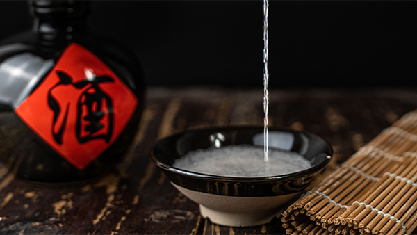 夏日炎炎，白酒到底該怎么喝？揭秘夏季飲酒的五大禁忌