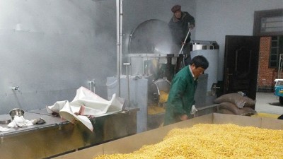 做酒10多年沒(méi)酒存，換釀白酒釀造設(shè)備3年存10000斤酒