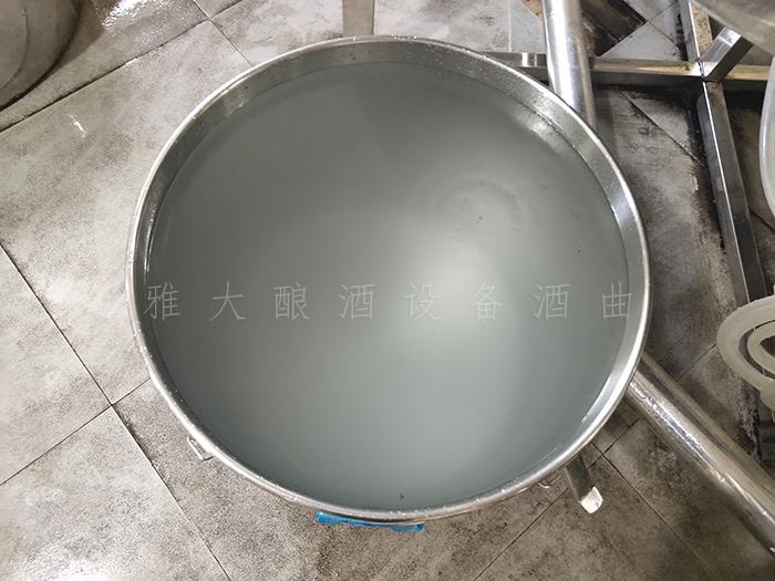 渾濁的低度酒，可復(fù)蒸來提高酒度