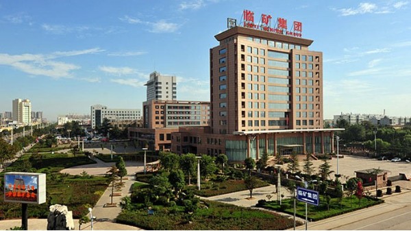 招待用酒花費(fèi)巨大，引多功能釀酒設(shè)備做企業(yè)招待酒節(jié)省開(kāi)支55萬(wàn)