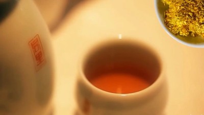 菊花酒怎么做？雅大釀酒設(shè)備教你釀造菊花糯米酒！
