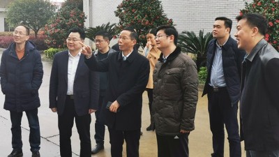市區(qū)領(lǐng)導(dǎo)關(guān)懷，全國(guó)釀?dòng)呀o力，雅大實(shí)現(xiàn)開門紅