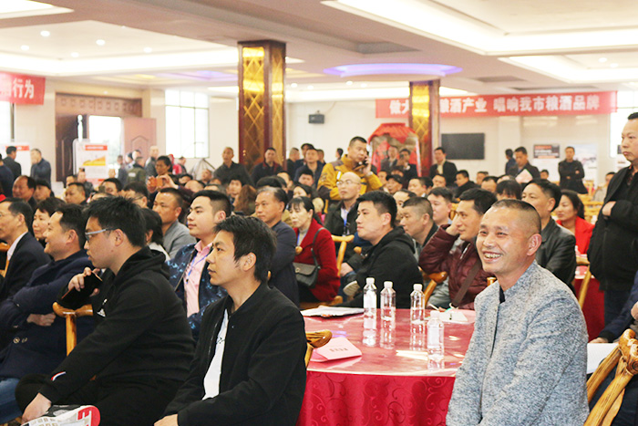 胡順開(kāi)同志的講課內(nèi)容深受學(xué)員們的喜愛(ài)